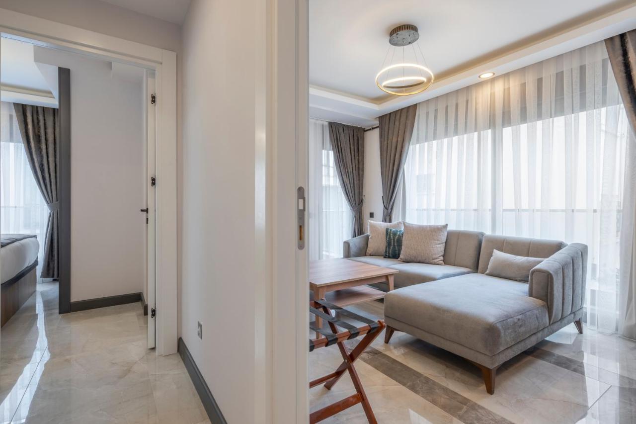 Quality Gold Suite Hotel Antalya Exterior photo