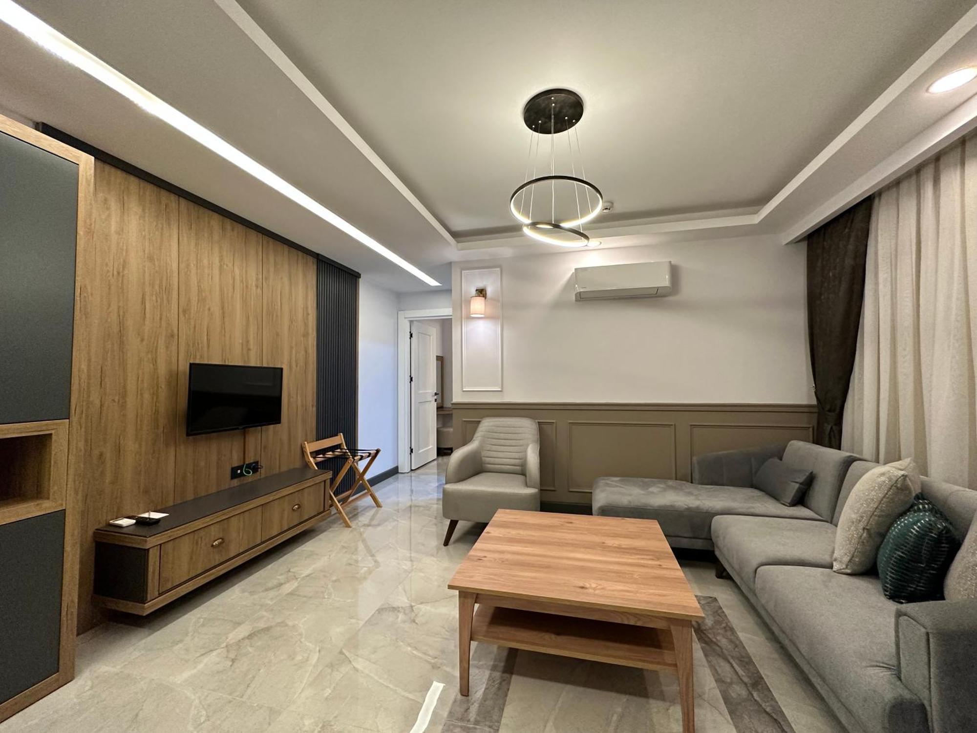Quality Gold Suite Hotel Antalya Exterior photo