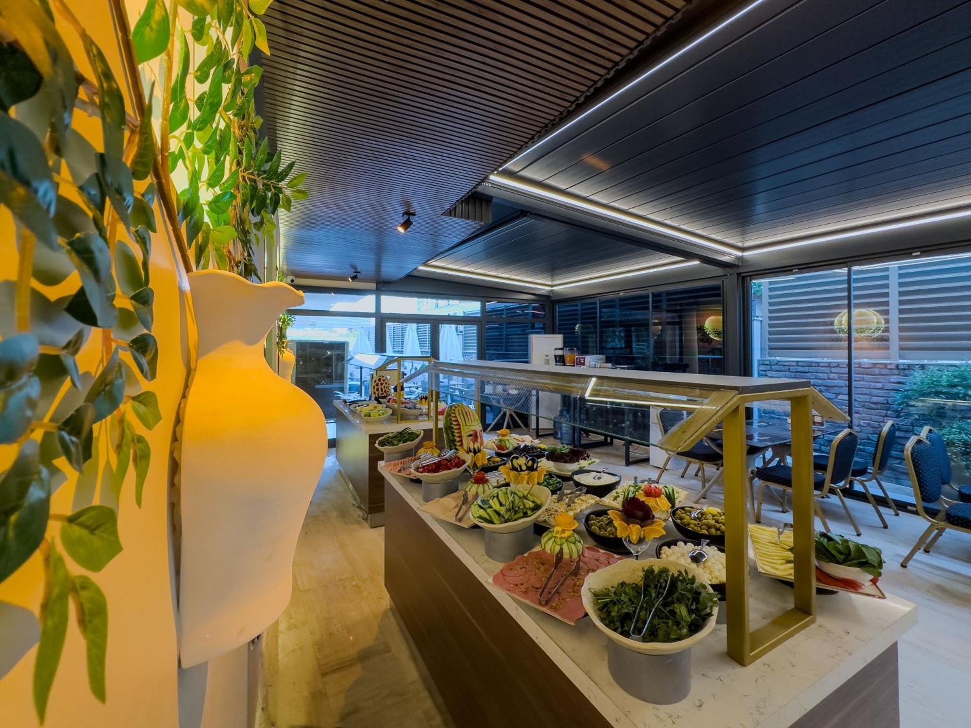 Quality Gold Suite Hotel Antalya Exterior photo
